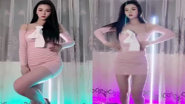 斗鱼女神辣条情趣内裤抖臀诱惑 土豪千元定制福利最新流出[1]